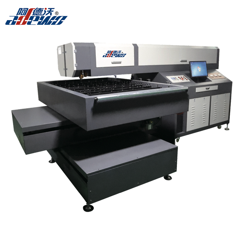 400 W terasest ja vineerist laserlõikusmasin